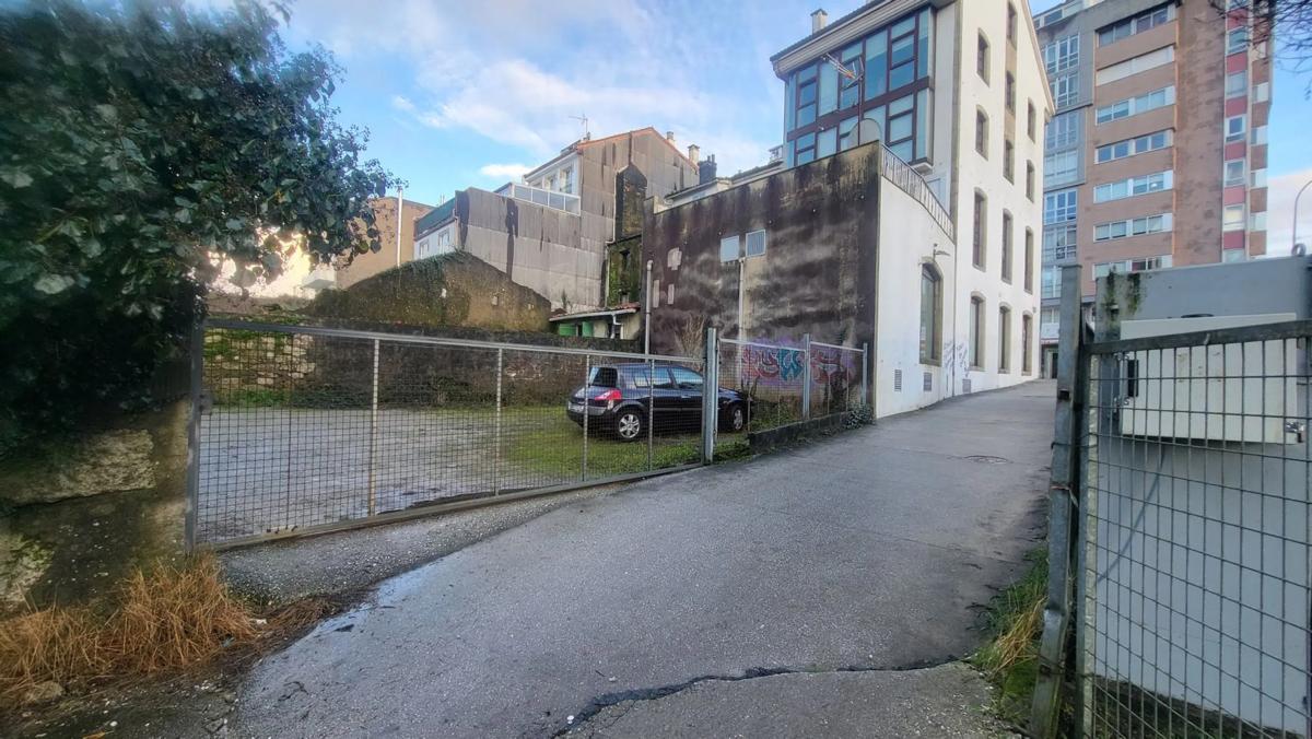 Działka na sprzedaż w Santiago de Compostela, A Coruña photo 3