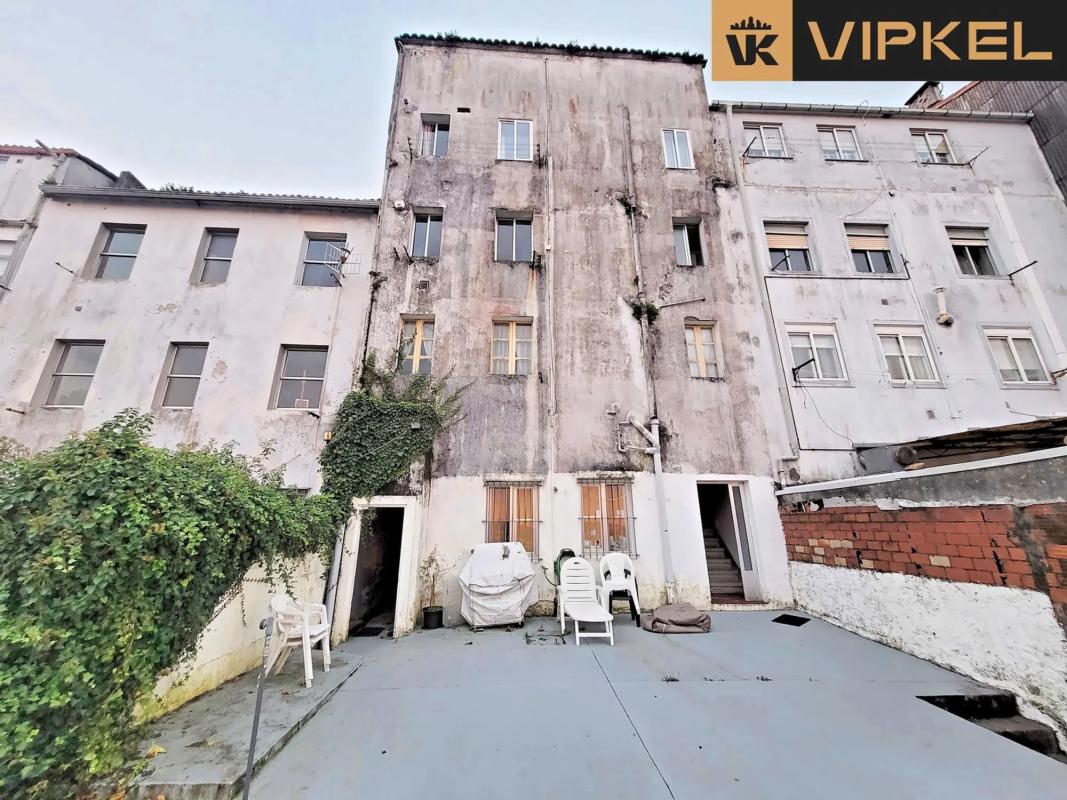 Działka na sprzedaż w Santiago de Compostela, A Coruña photo 2