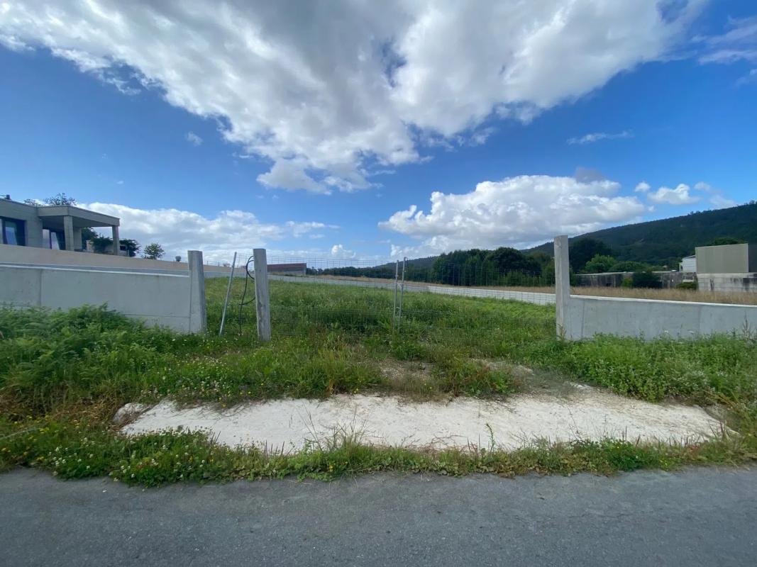 Terreno en venta en Ames, A Coruña photo 3