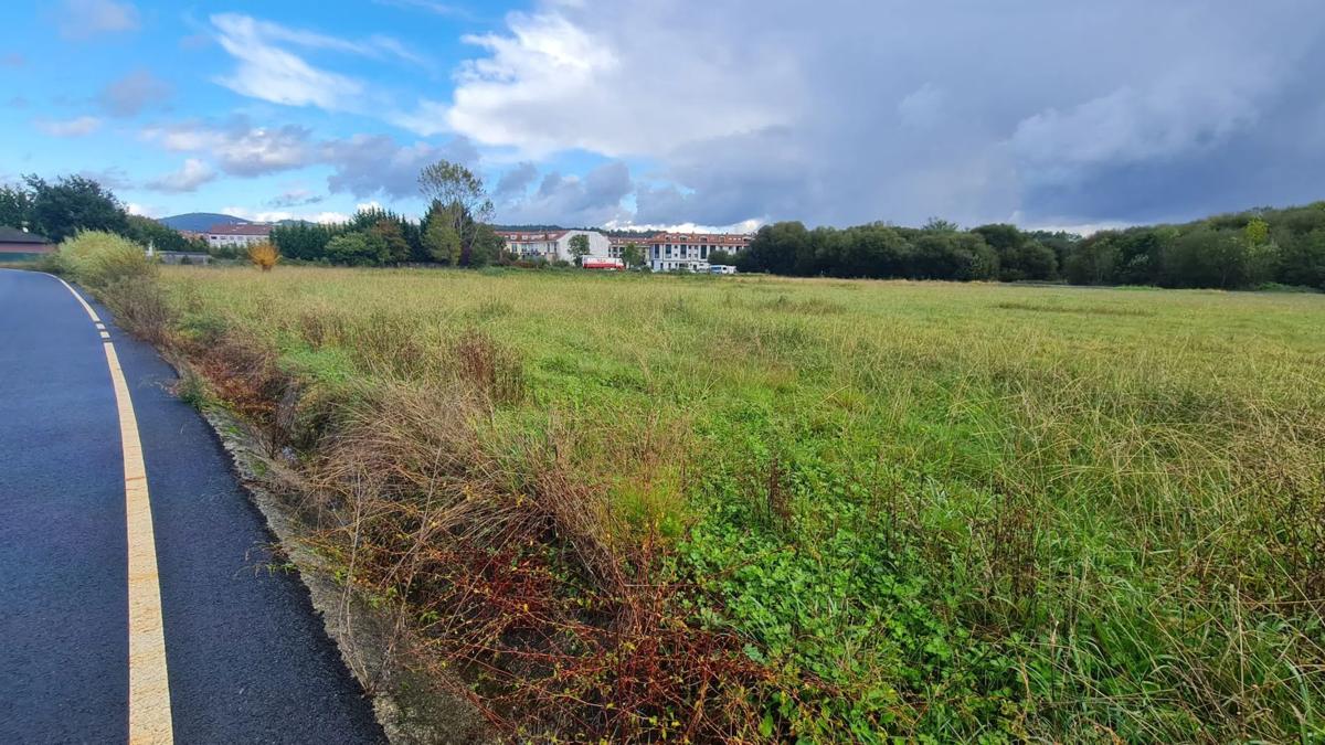 Terreno en venta en Ames, A Coruña photo 3
