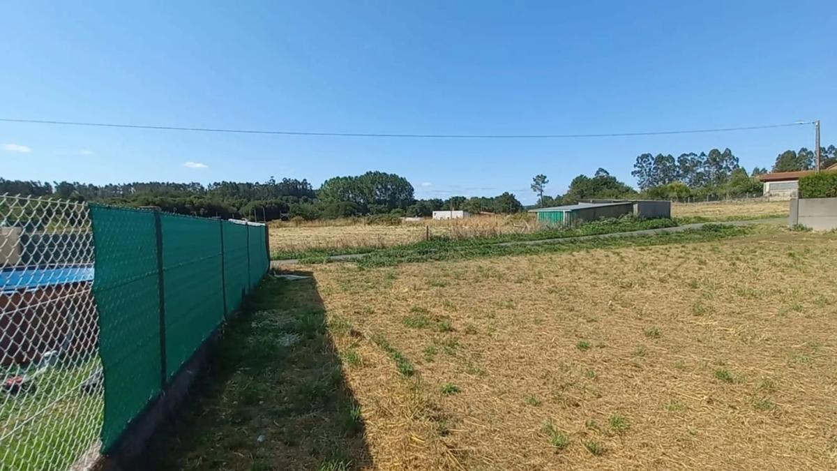 Terreno en venta en Ames, A Coruña photo 2