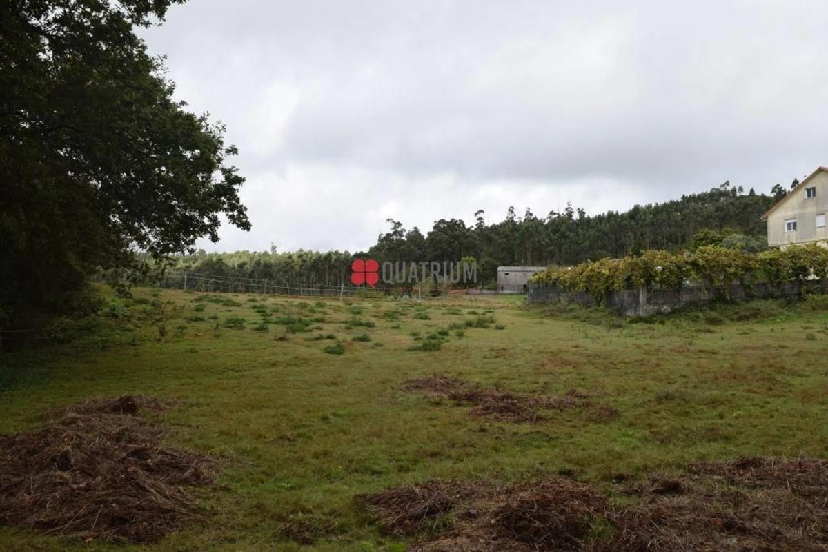 Land for sale in Santiago de Compostela, A Coruña photo 2