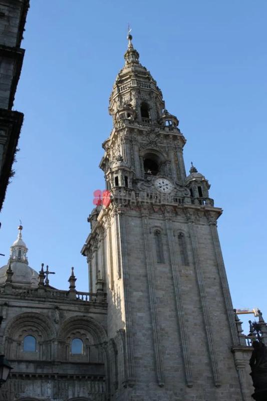 Terreno en venta en Santiago de Compostela, A Coruña photo 4