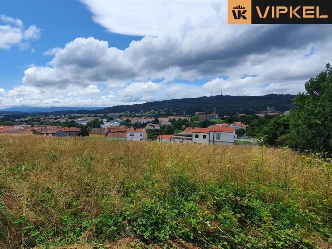 Terreno en venta en Santiago de Compostela, A Coruña photo 5