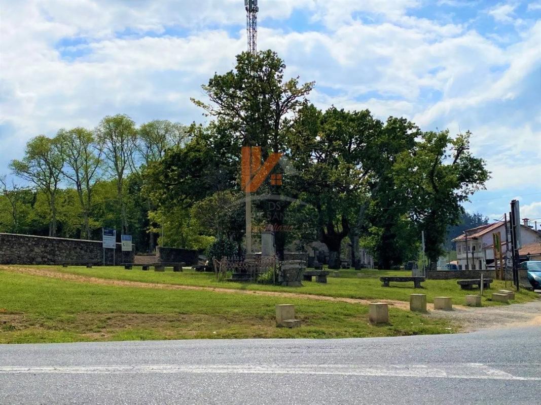 Terreno en venta en Teo, A Coruña photo 5