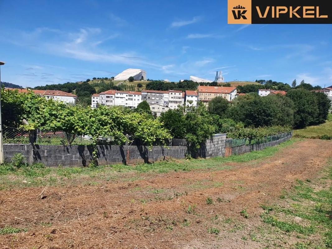 Terreno en venta en Santiago de Compostela, A Coruña photo 4