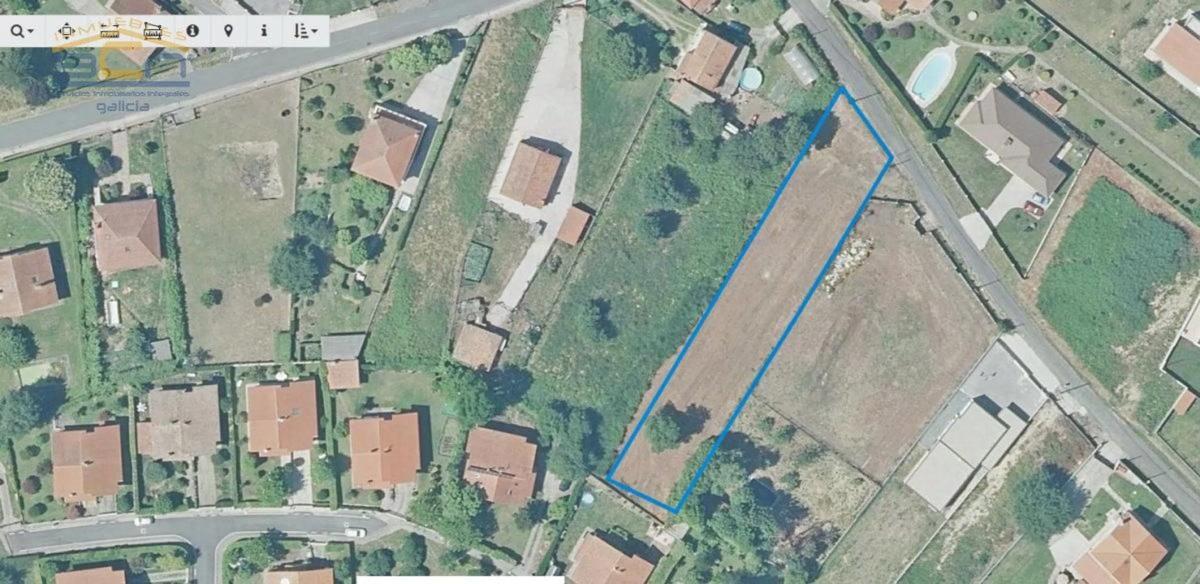 Terreno en venta en Ames, A Coruña photo 2