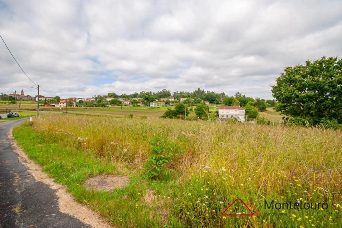 Terreno en venta en Brion, A Coruña photo 3