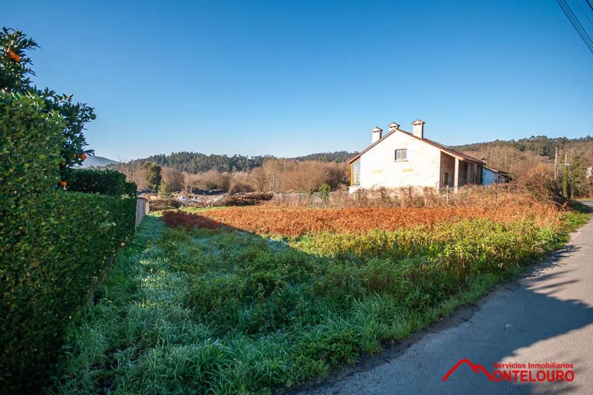 Terreno en venta en Brion, A Coruña photo 4