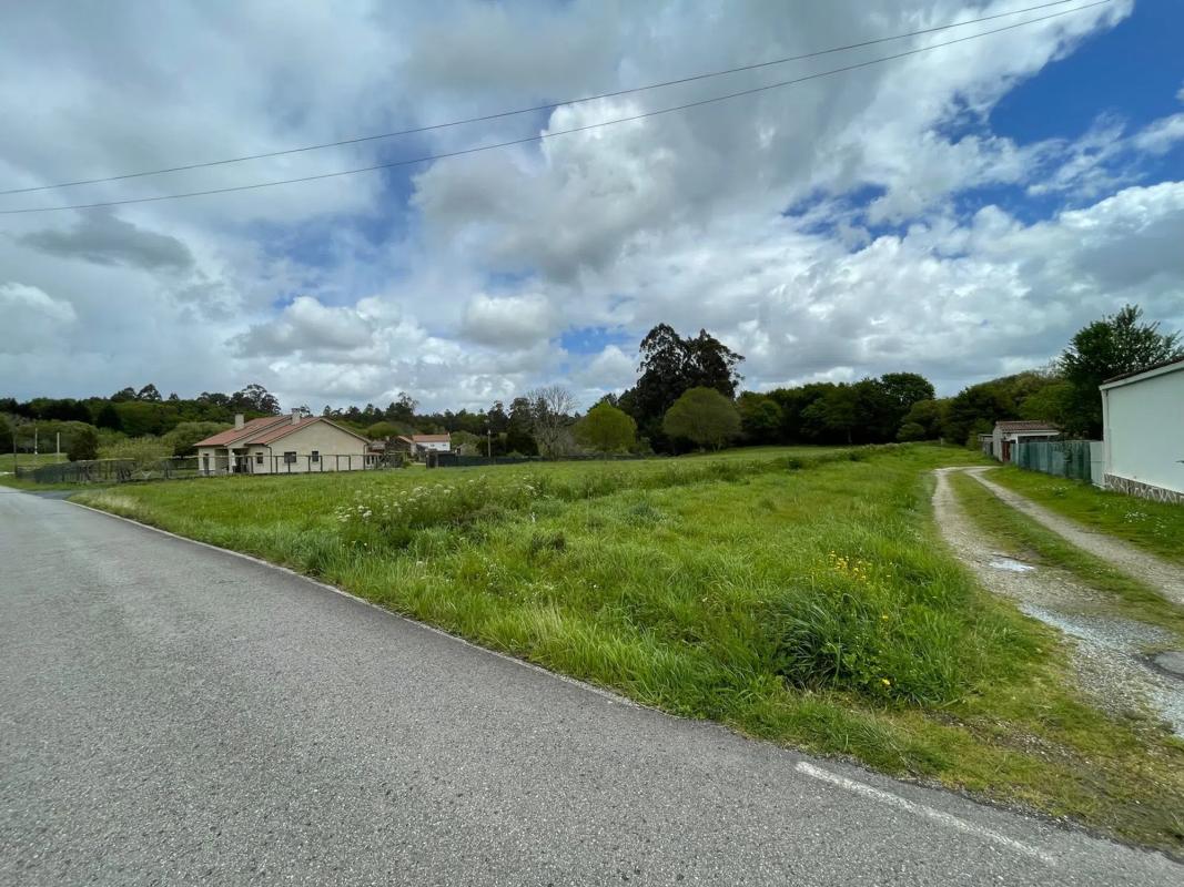Terreno en venta en Teo, A Coruña photo 2