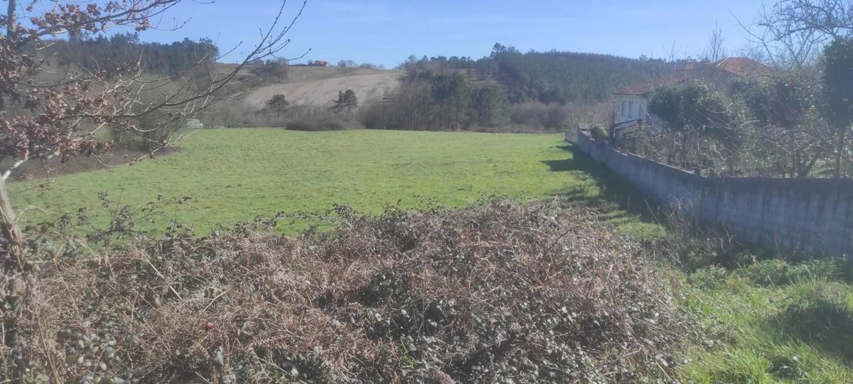 Terreno en venta en Santiago de Compostela, A Coruña photo 1
