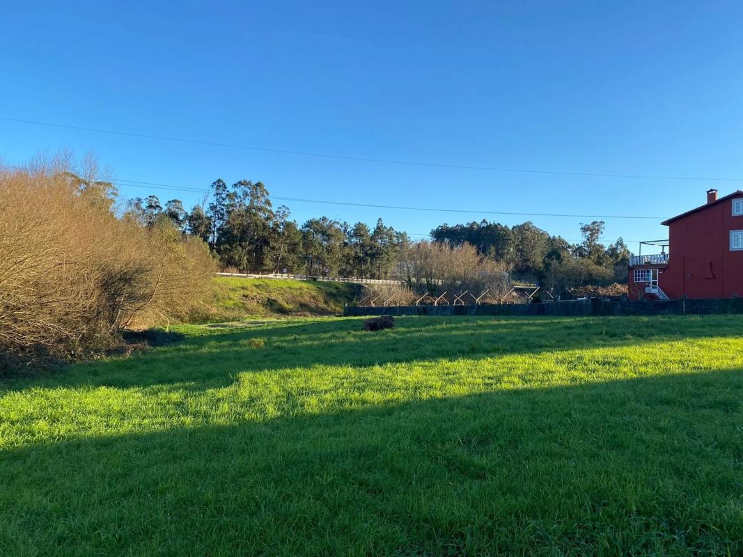 Terreno en venta en Brion, A Coruña photo 2