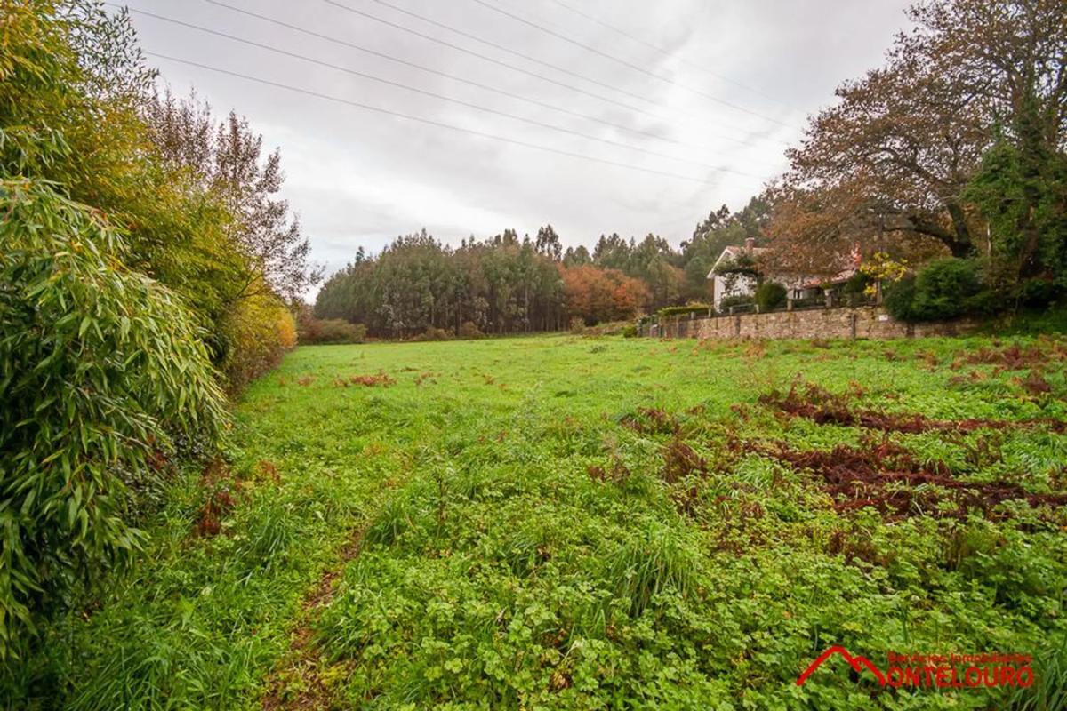 Terreno en venta en Ames, A Coruña photo 3