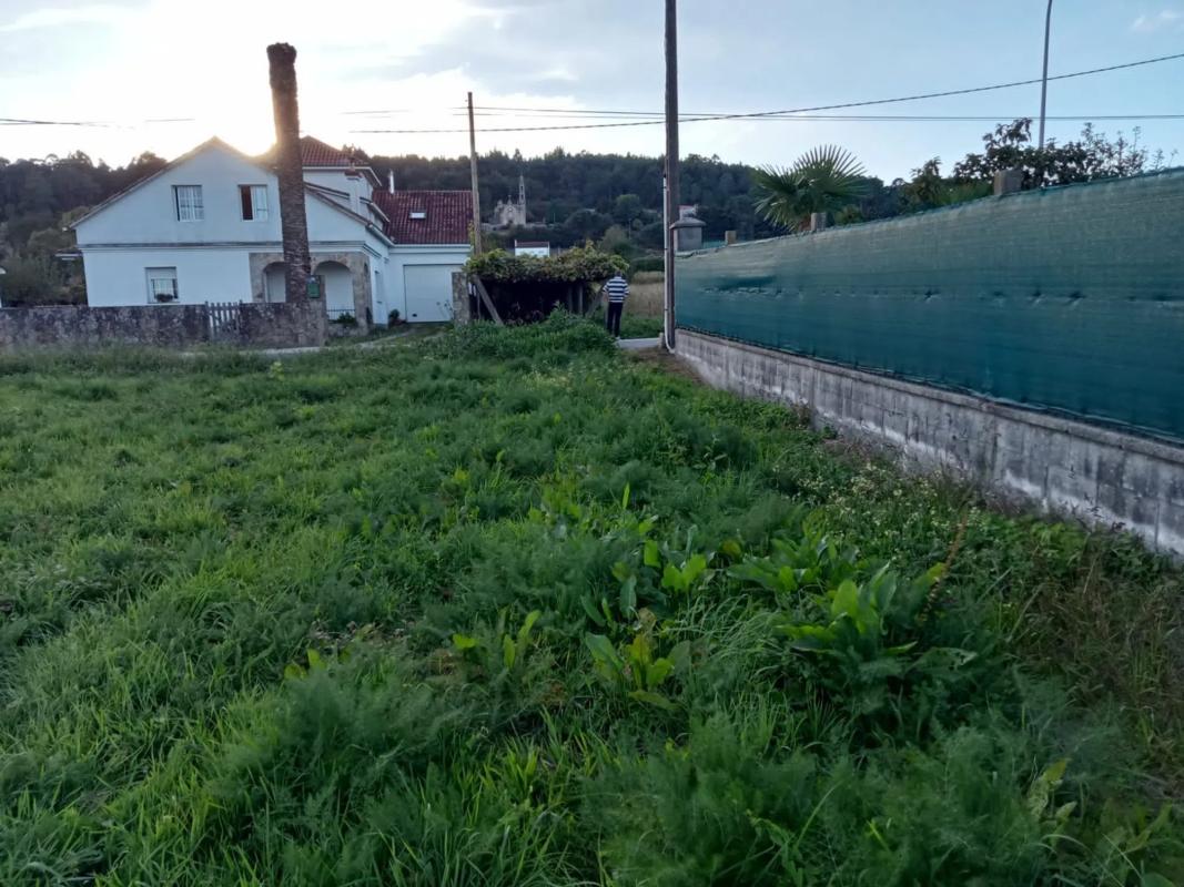 Działka na sprzedaż w Brion, A Coruña photo 2