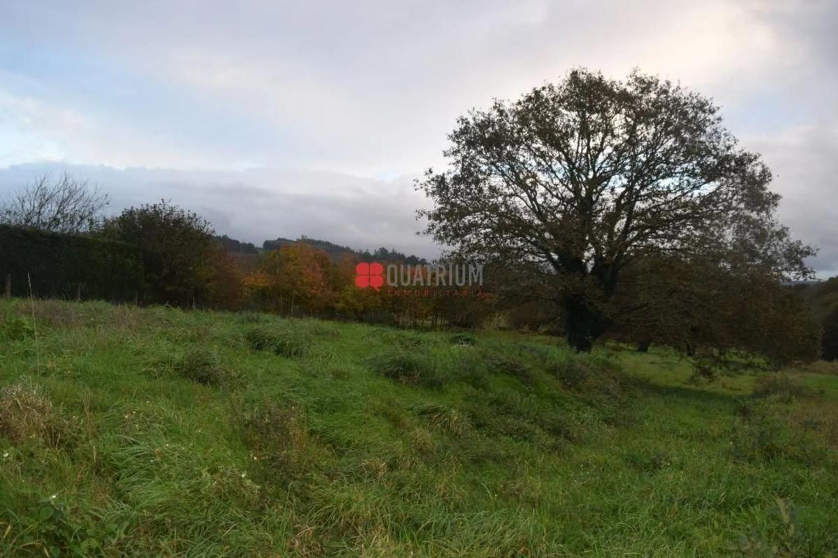Land for sale in Santiago de Compostela, A Coruña photo 1