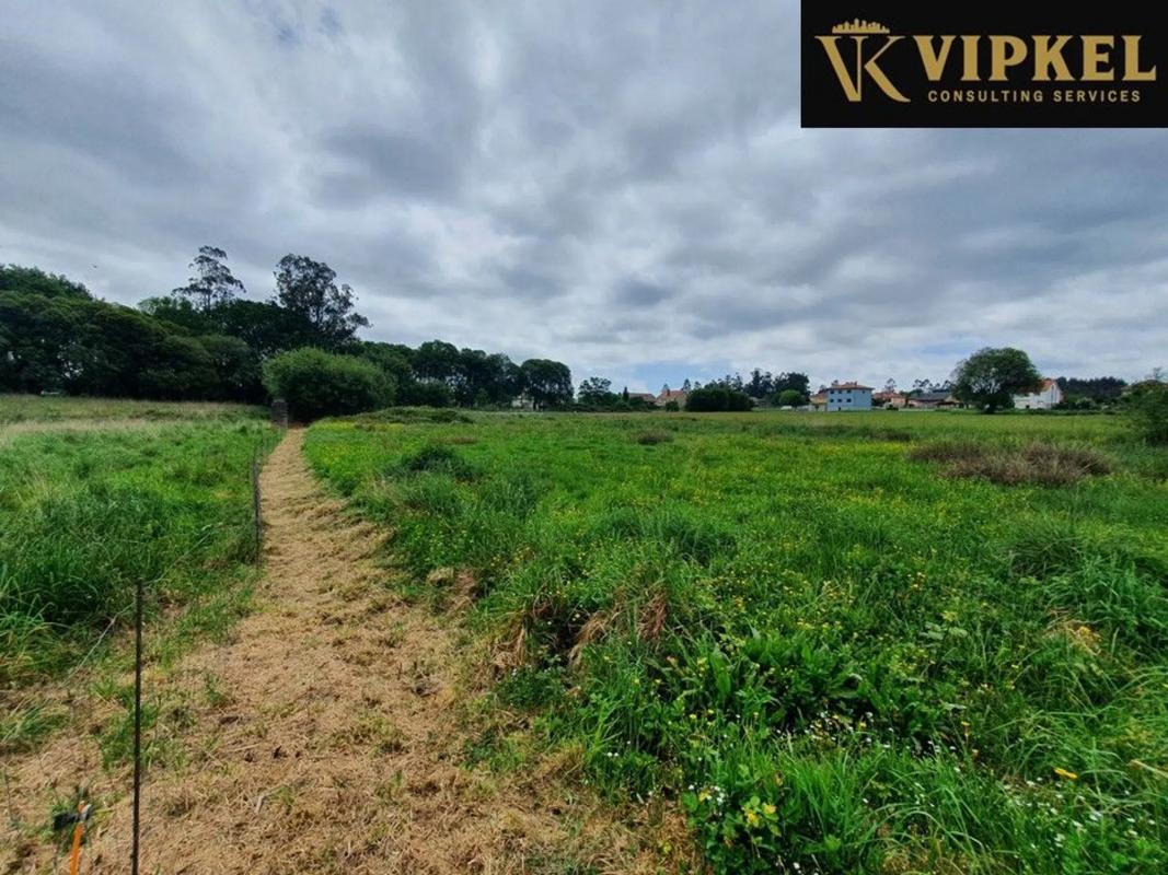 Terreno en venta en Santiago de Compostela, A Coruña photo 3