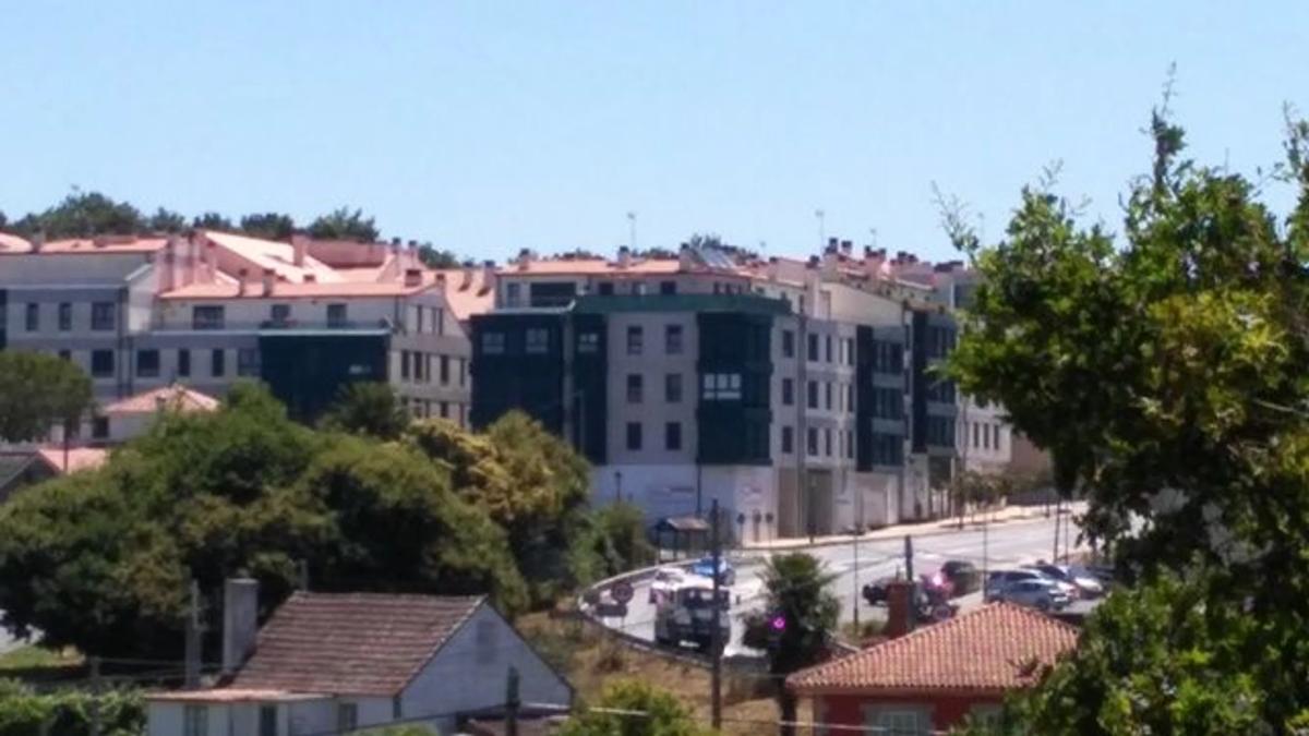 Działka na sprzedaż w Boqueixon, A Coruña photo 1