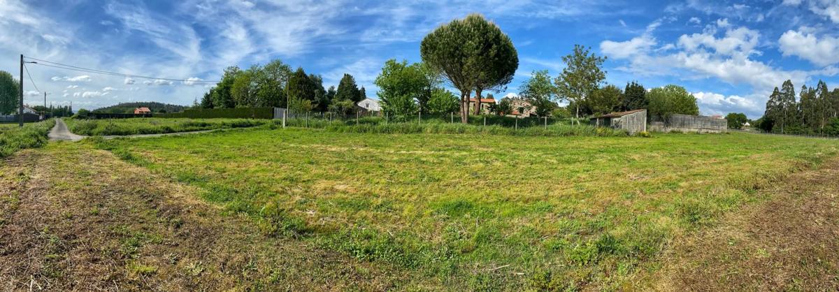 Terreno en venta en Teo, A Coruña photo 1