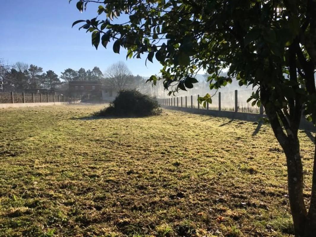 Terreno en venta en Teo, A Coruña photo 3