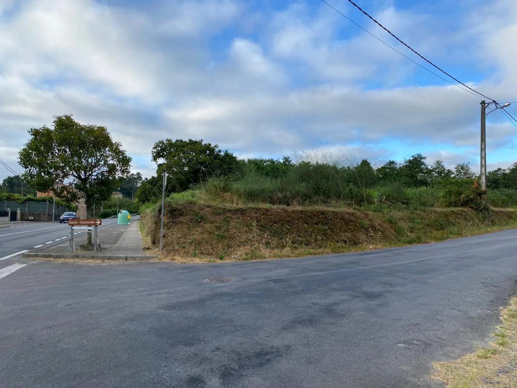 Terreno en venta en Brion, A Coruña photo 4
