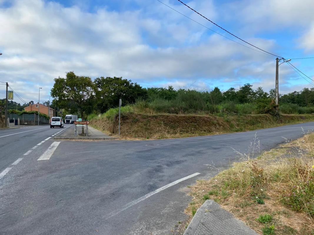 Terreno en venta en Brion, A Coruña photo 5