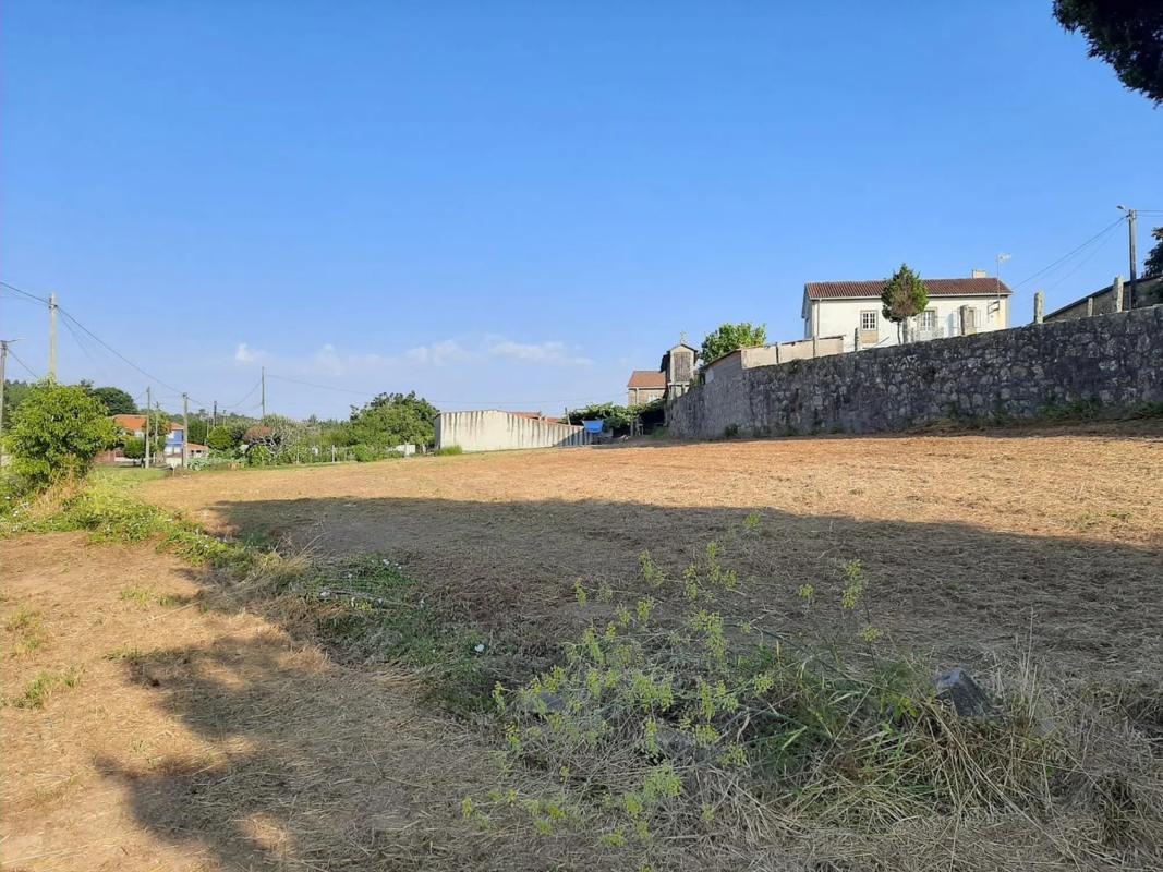 Terreno en venta en Teo, A Coruña photo 5