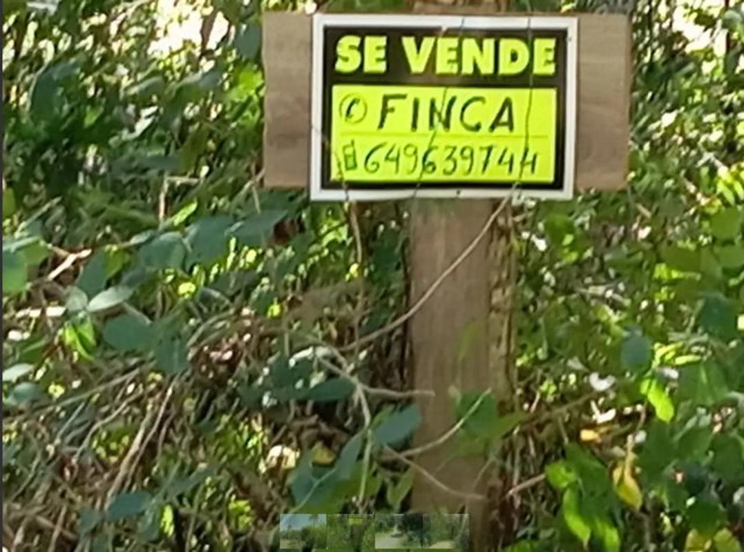 Terreno en venta en Santiso, A Coruña photo 1