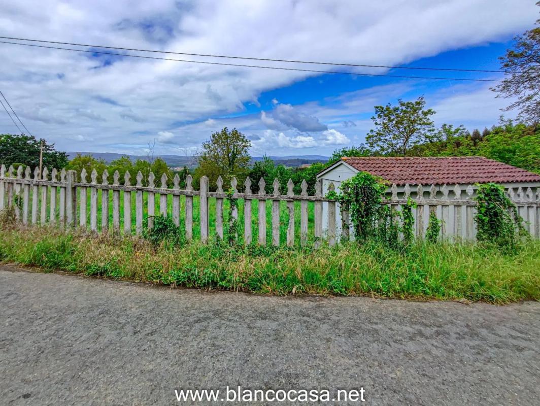 Land for sale in Tordoia, A Coruña photo 1
