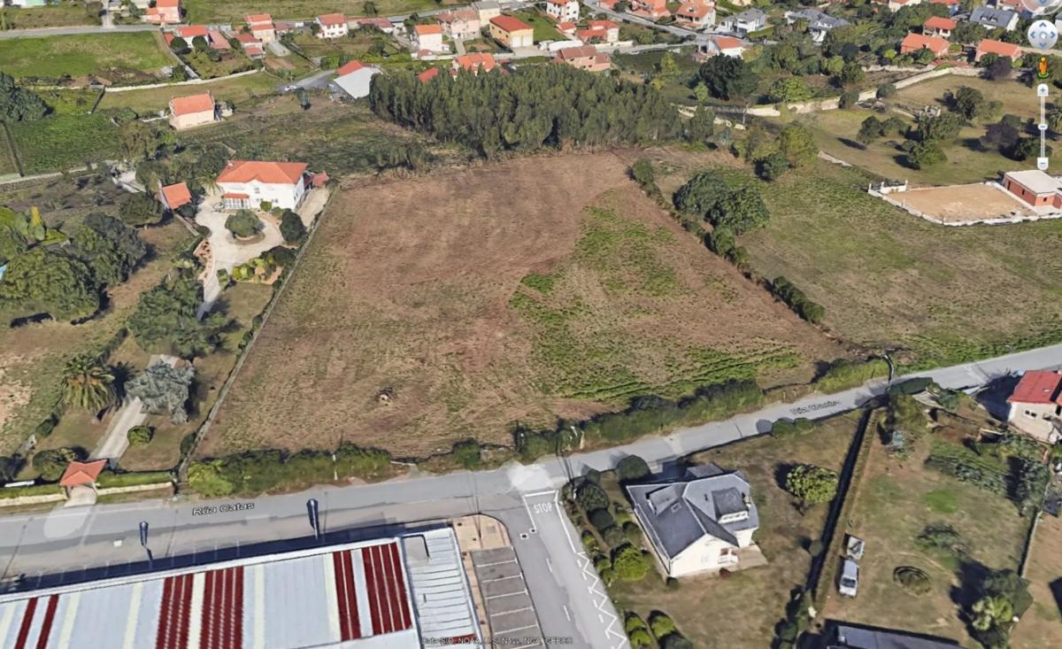 Terreno en venta en Culleredo, A Coruña photo 1