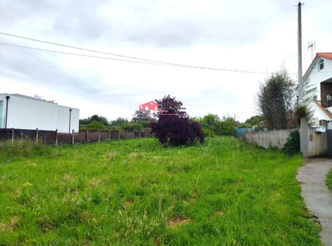 Terreno en venta en Oleiros, A Coruña photo 2