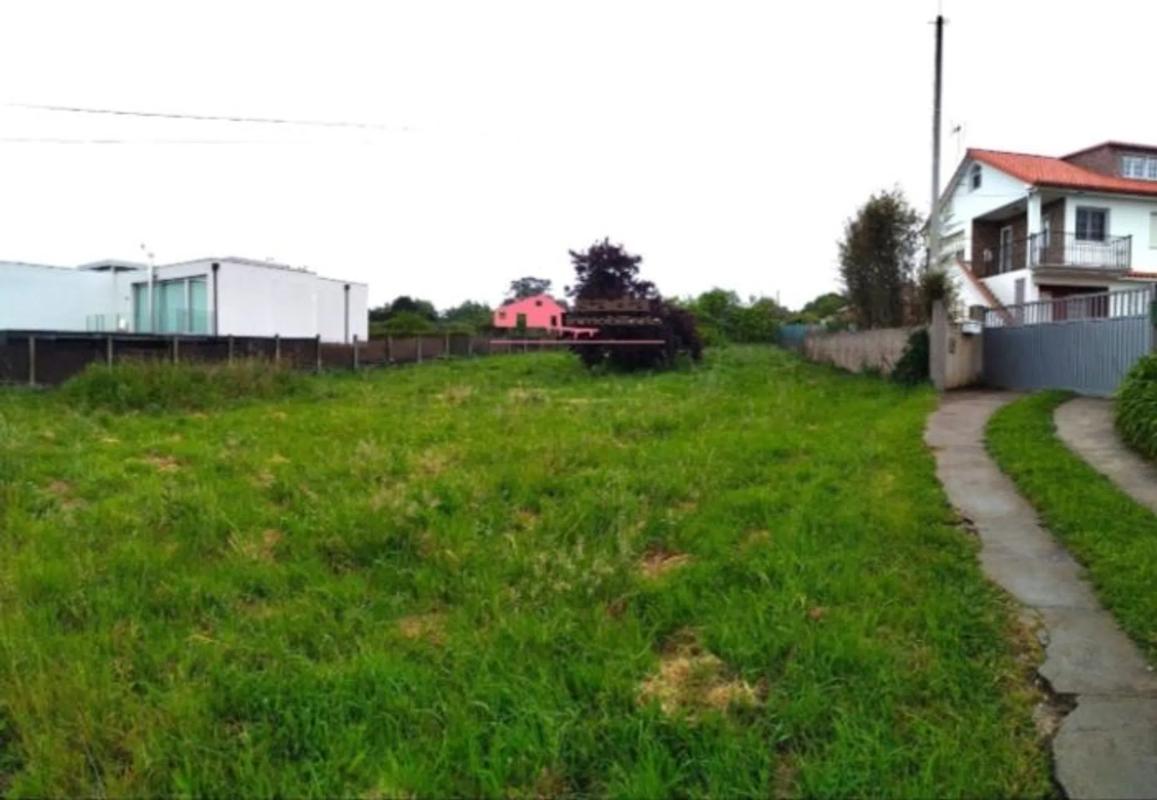 Terreno en venta en Oleiros, A Coruña photo 4