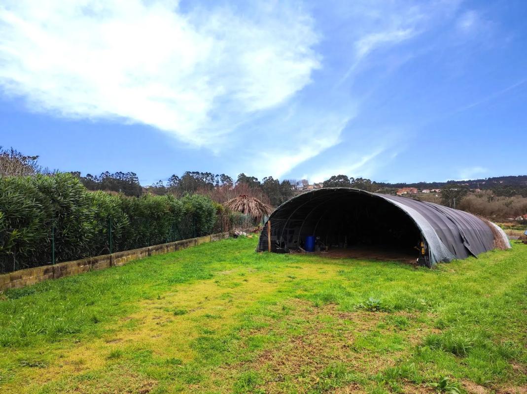 Terreno en venta en Oleiros, A Coruña photo 2