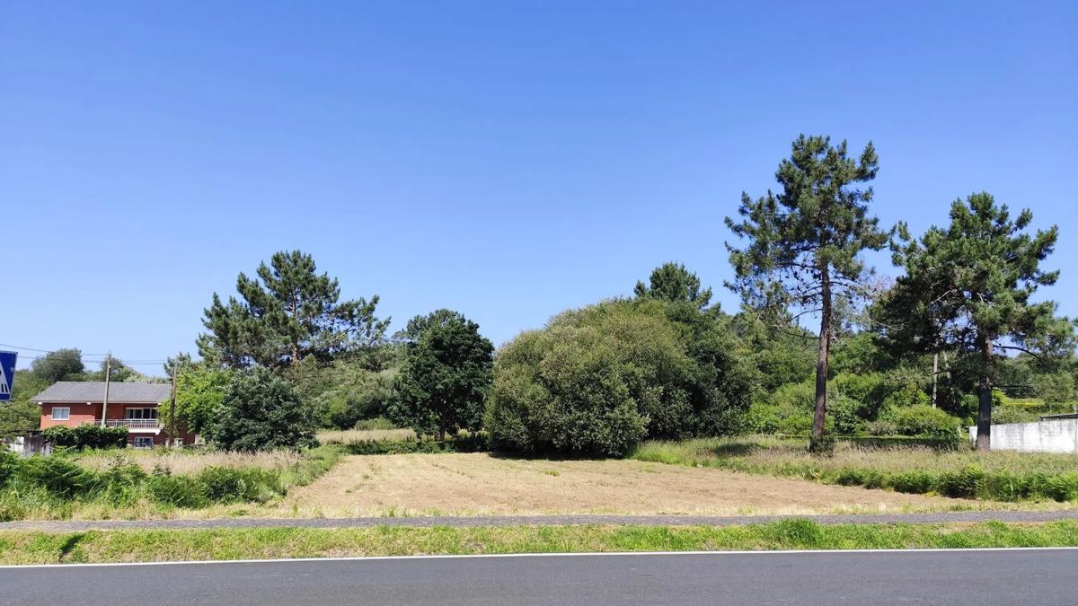 Terreno en venta en Oleiros, A Coruña photo 4