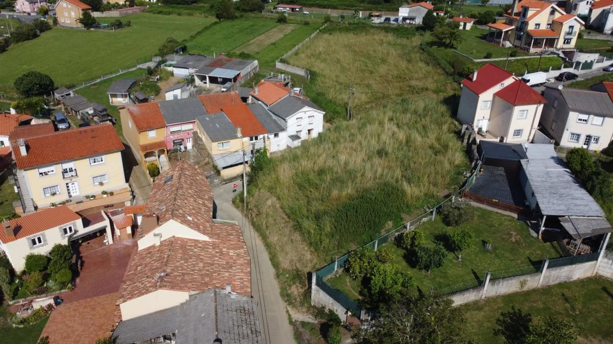 Terreno en venta en Oleiros, A Coruña photo 3