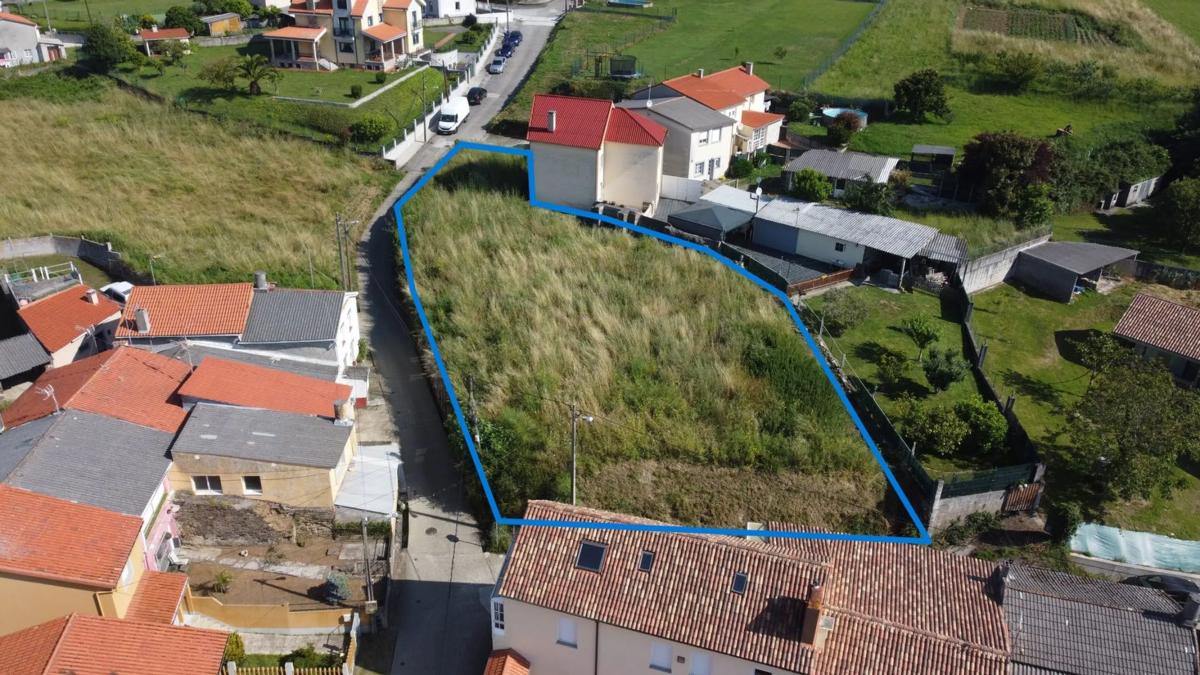 Terreno en venta en Oleiros, A Coruña photo 5
