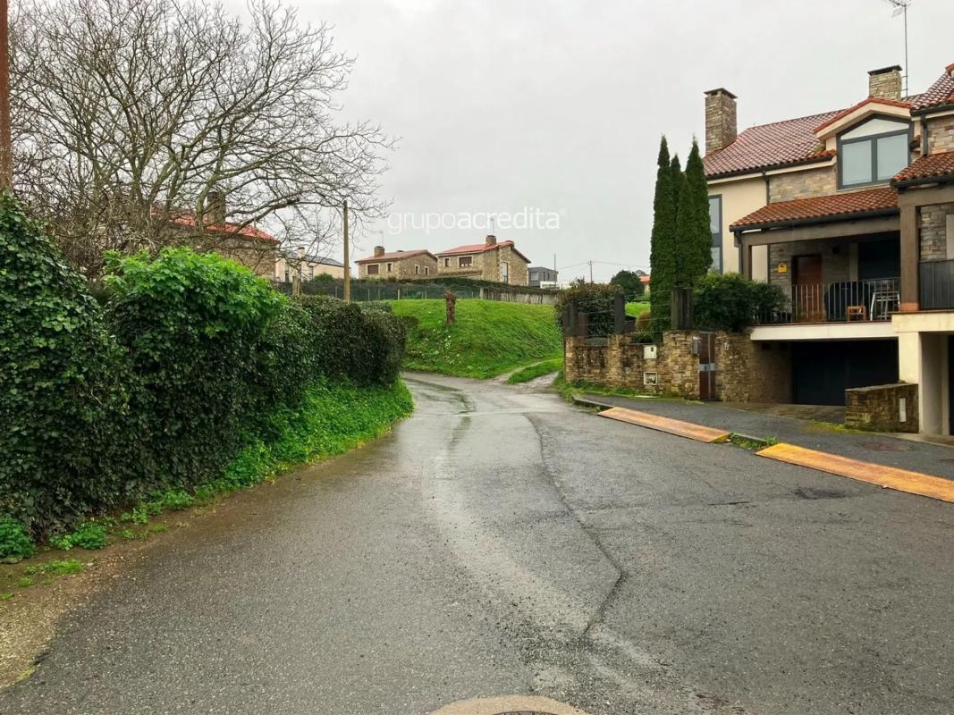 Terreno en venta en Oleiros, A Coruña photo 4