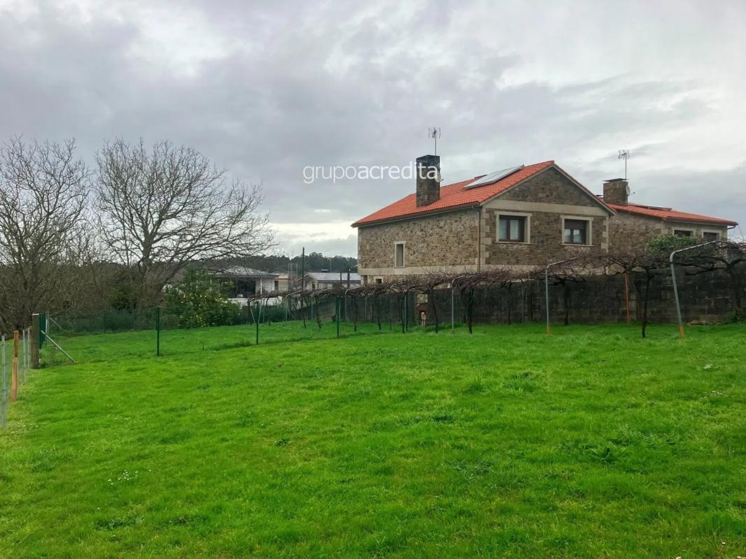 Terreno en venta en Oleiros, A Coruña photo 5