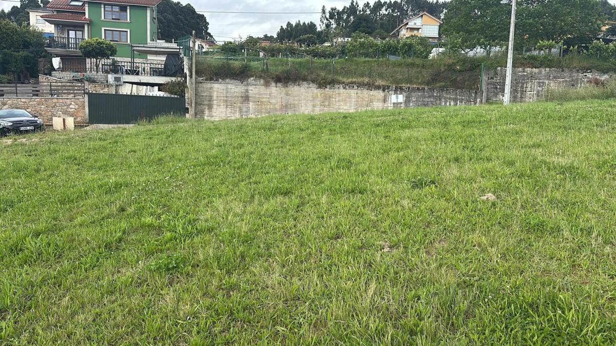 Terreno en venta en Culleredo, A Coruña photo 1