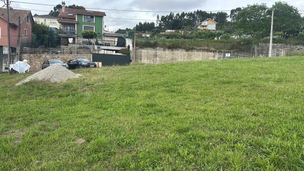 Terreno en calle Cadaval, 12 thumbnail 2