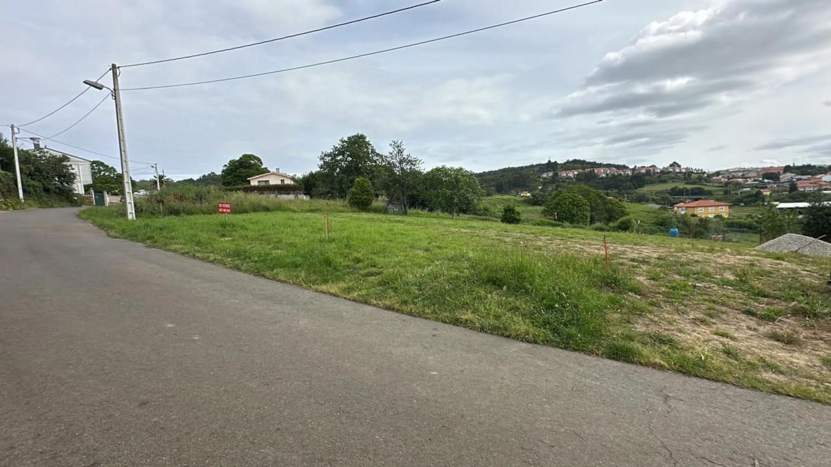 Terreno en venta en Culleredo, A Coruña photo 1