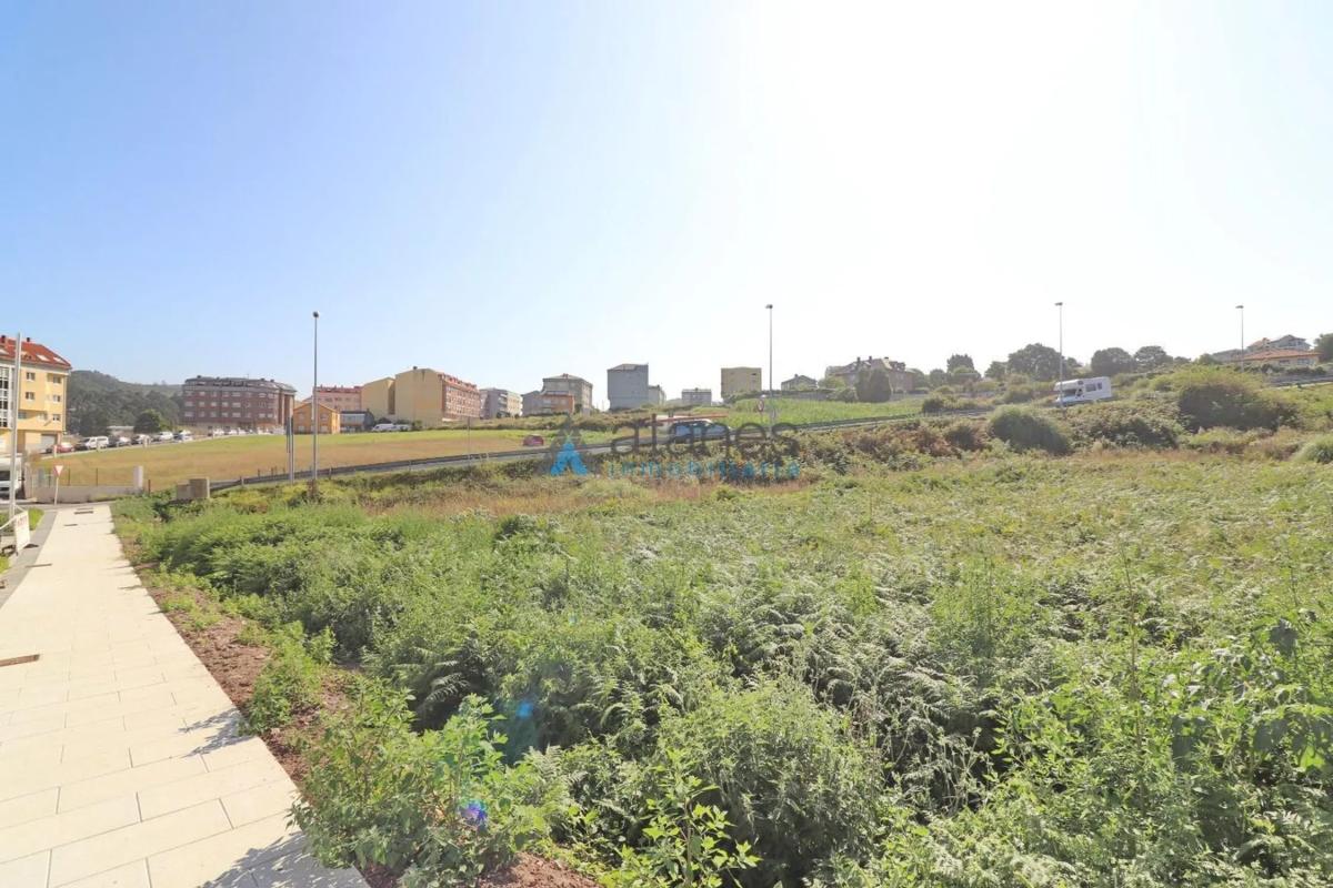 Terreno en venta en Arteixo, A Coruña photo 3