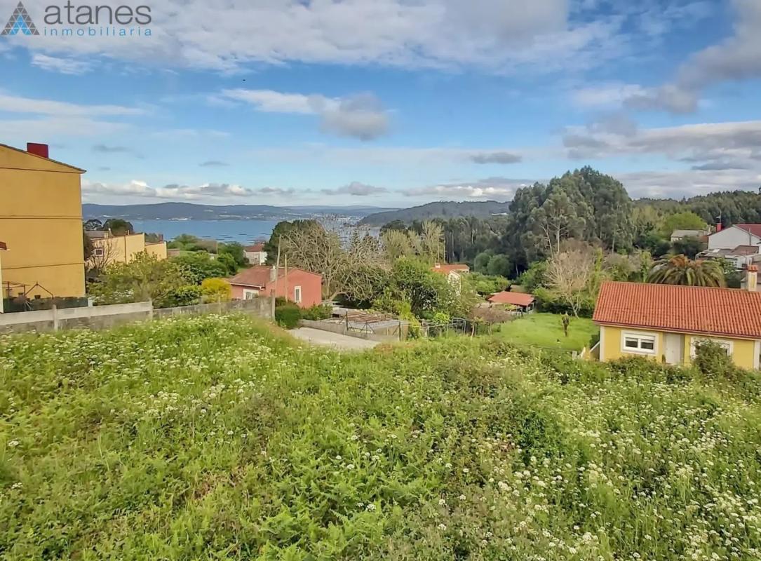 Terreno en venta en Oleiros, A Coruña photo 1