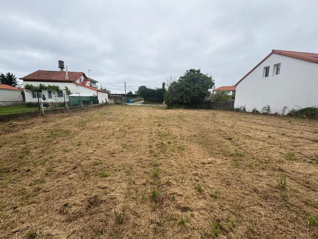 Terreno en venta en Oleiros, A Coruña photo 4