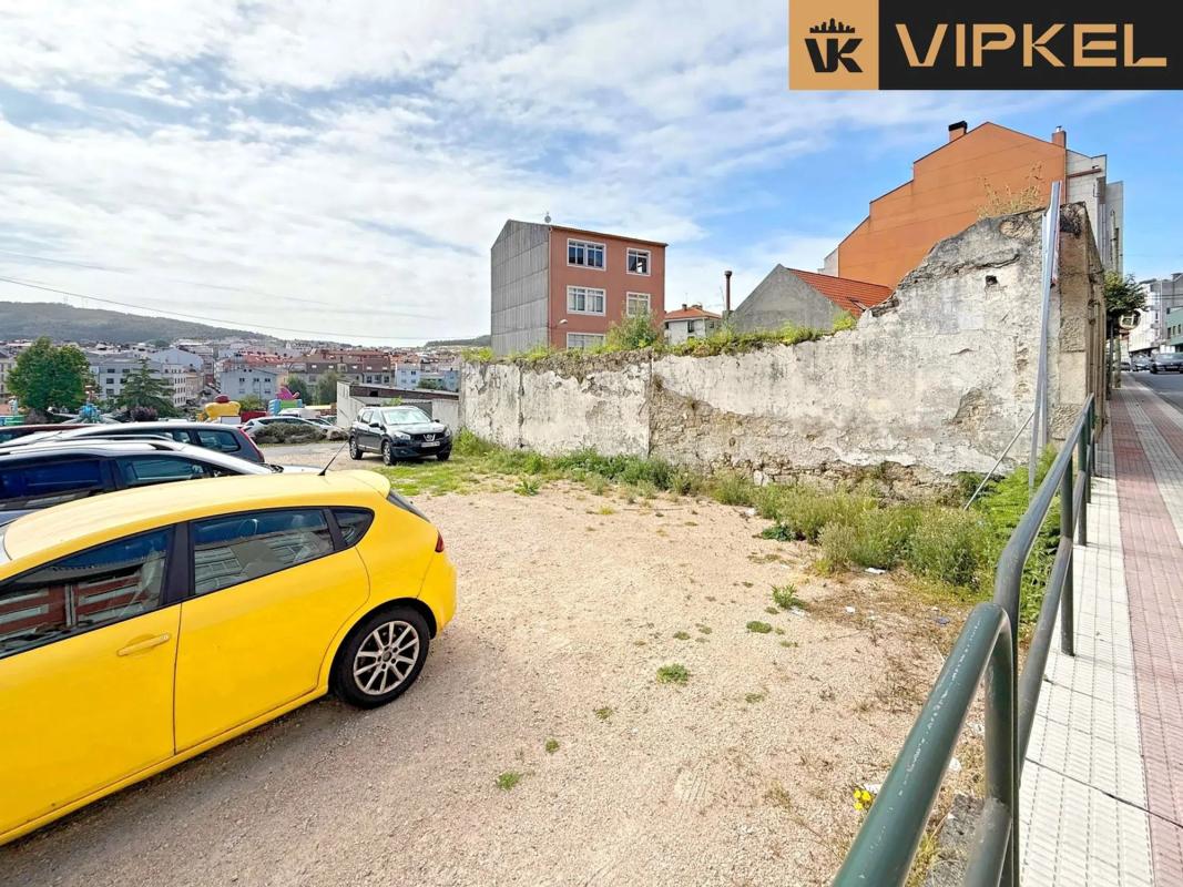 Terreno en venta en Arteixo, A Coruña photo 3