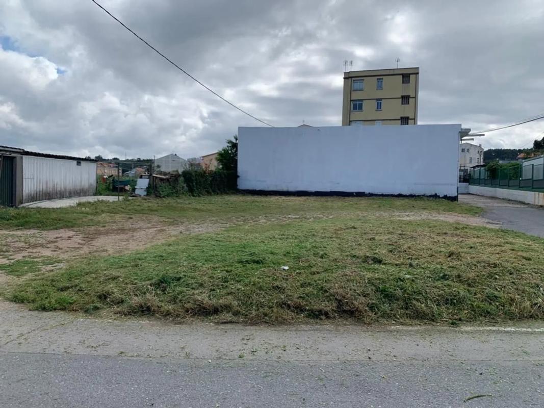 Terreno en venta en Arteixo, A Coruña photo 3