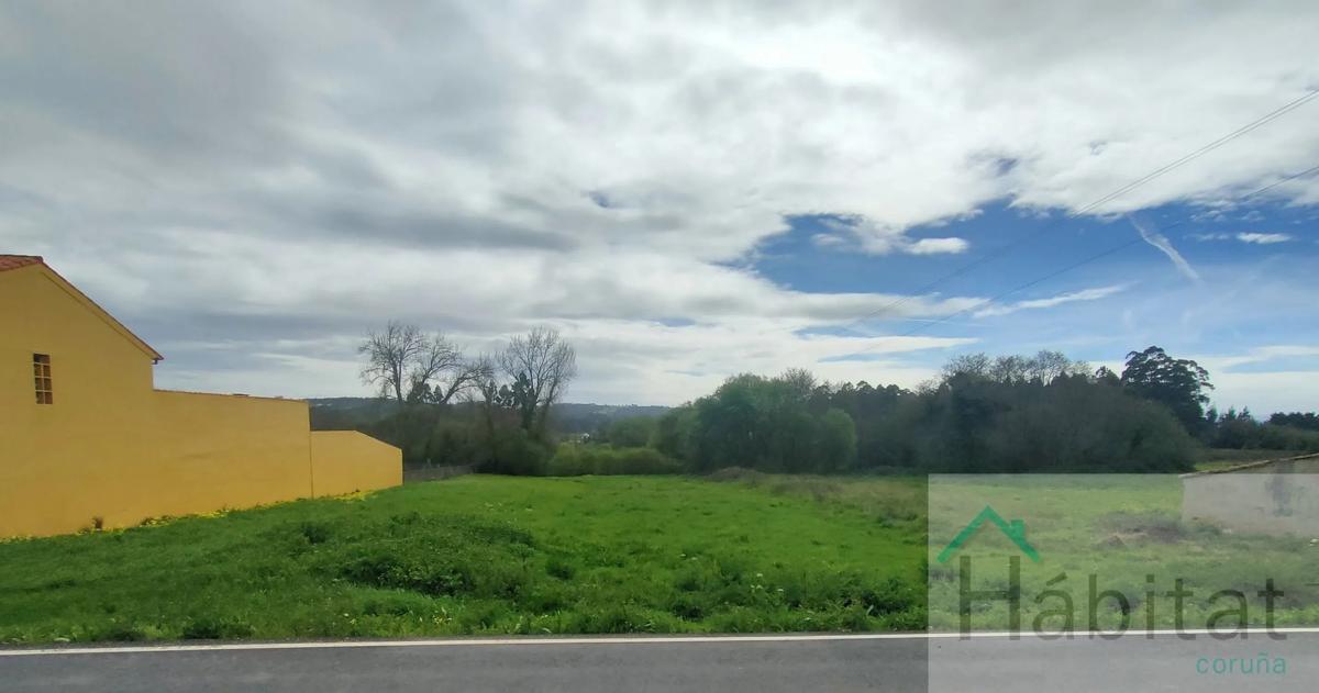 Terreno en venta en Oleiros, A Coruña photo 1