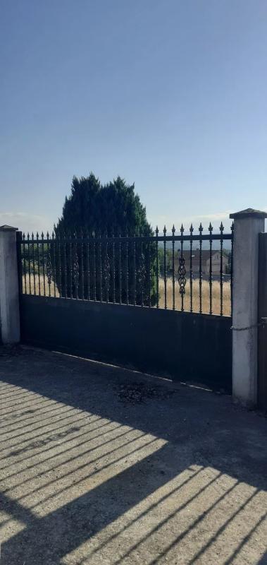 Działka na sprzedaż w Bergondo, A Coruña photo 2