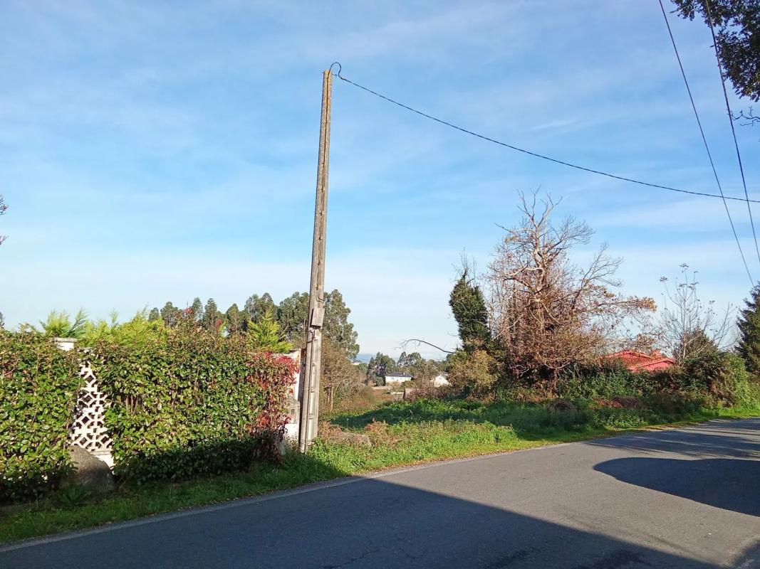 Działka na sprzedaż w Bergondo, A Coruña photo 3