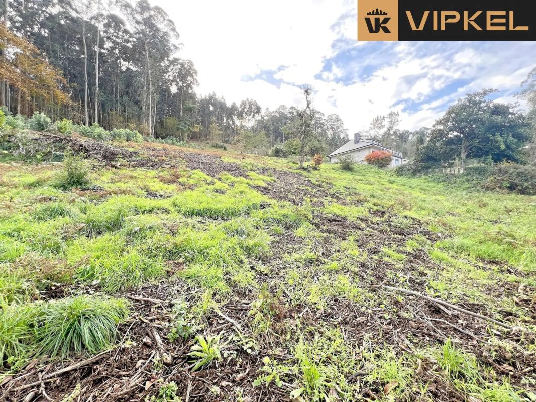 Terreno en venta en Oleiros, A Coruña photo 2