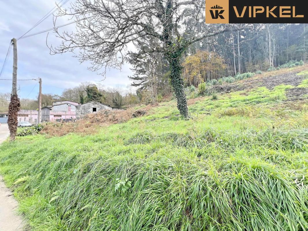 Terreno en venta en Oleiros, A Coruña photo 3